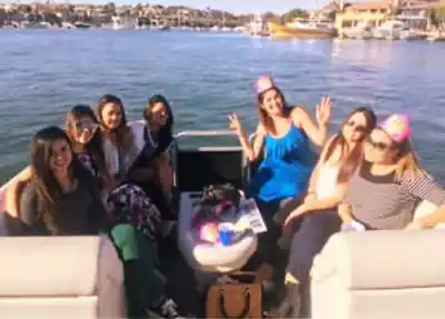 au pairs in a boat in the usa